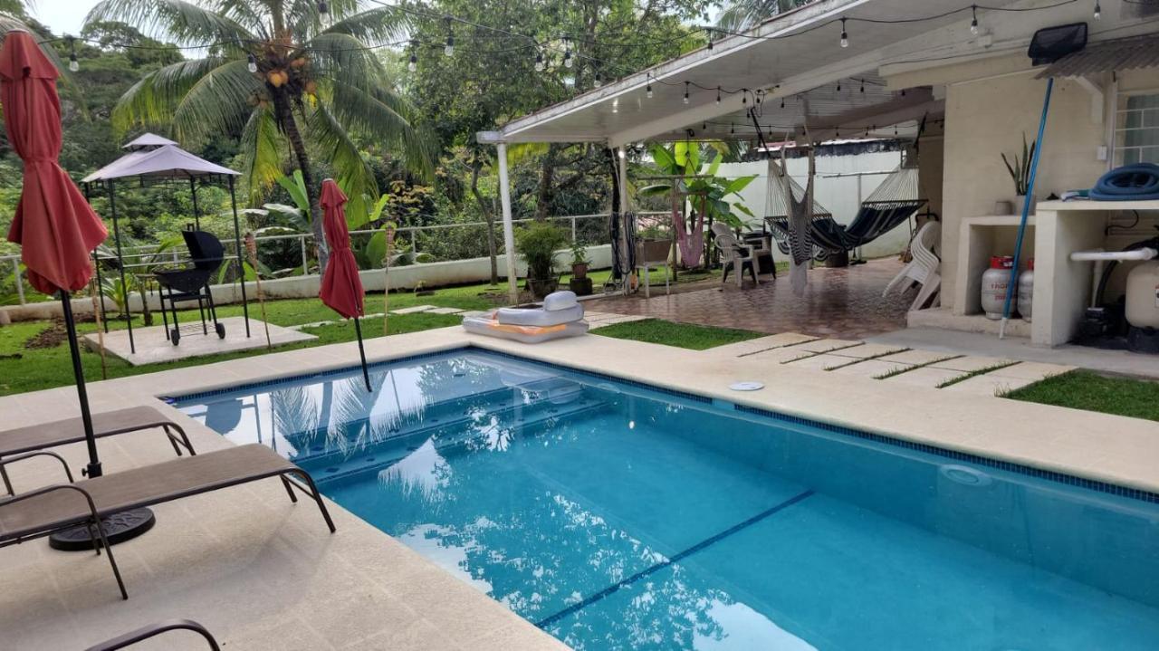 Oasis With Pool Near Panama Canal Bagian luar foto