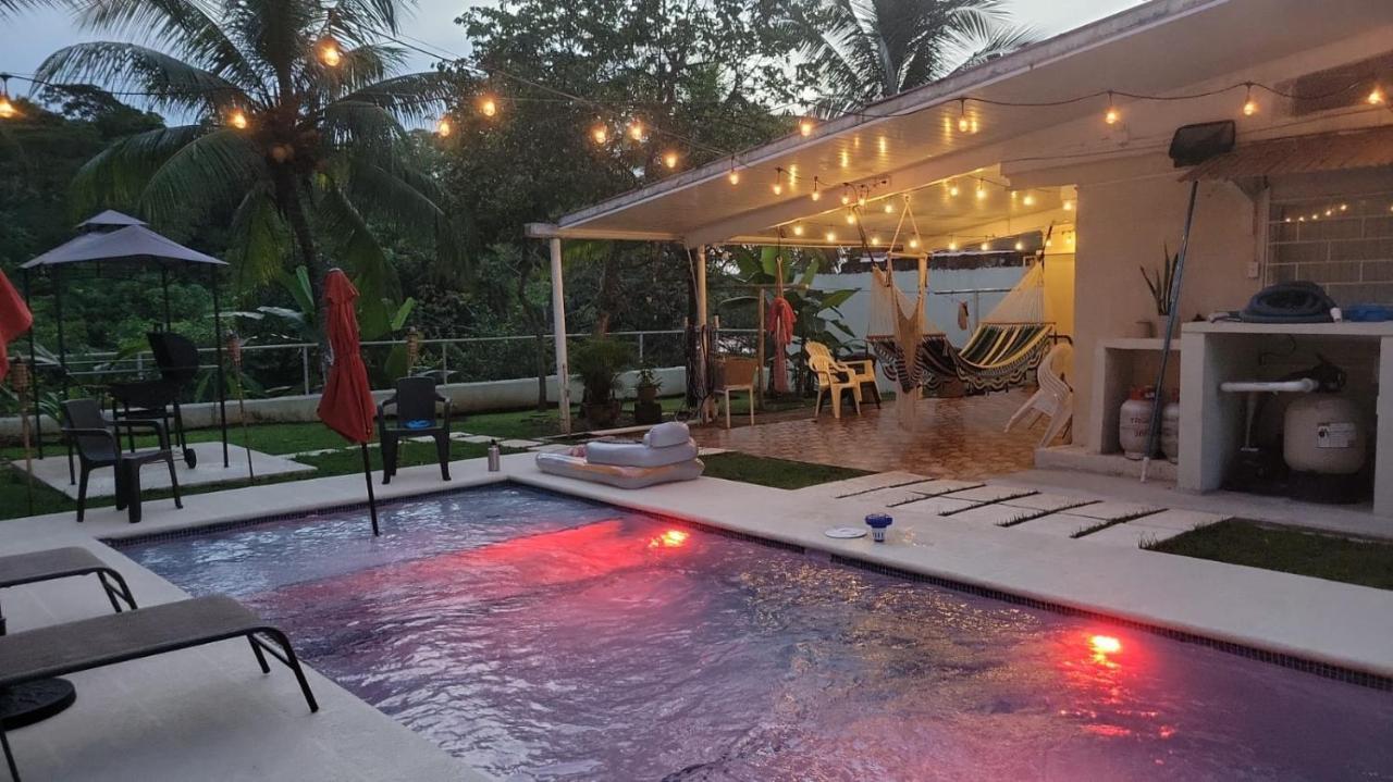 Oasis With Pool Near Panama Canal Bagian luar foto